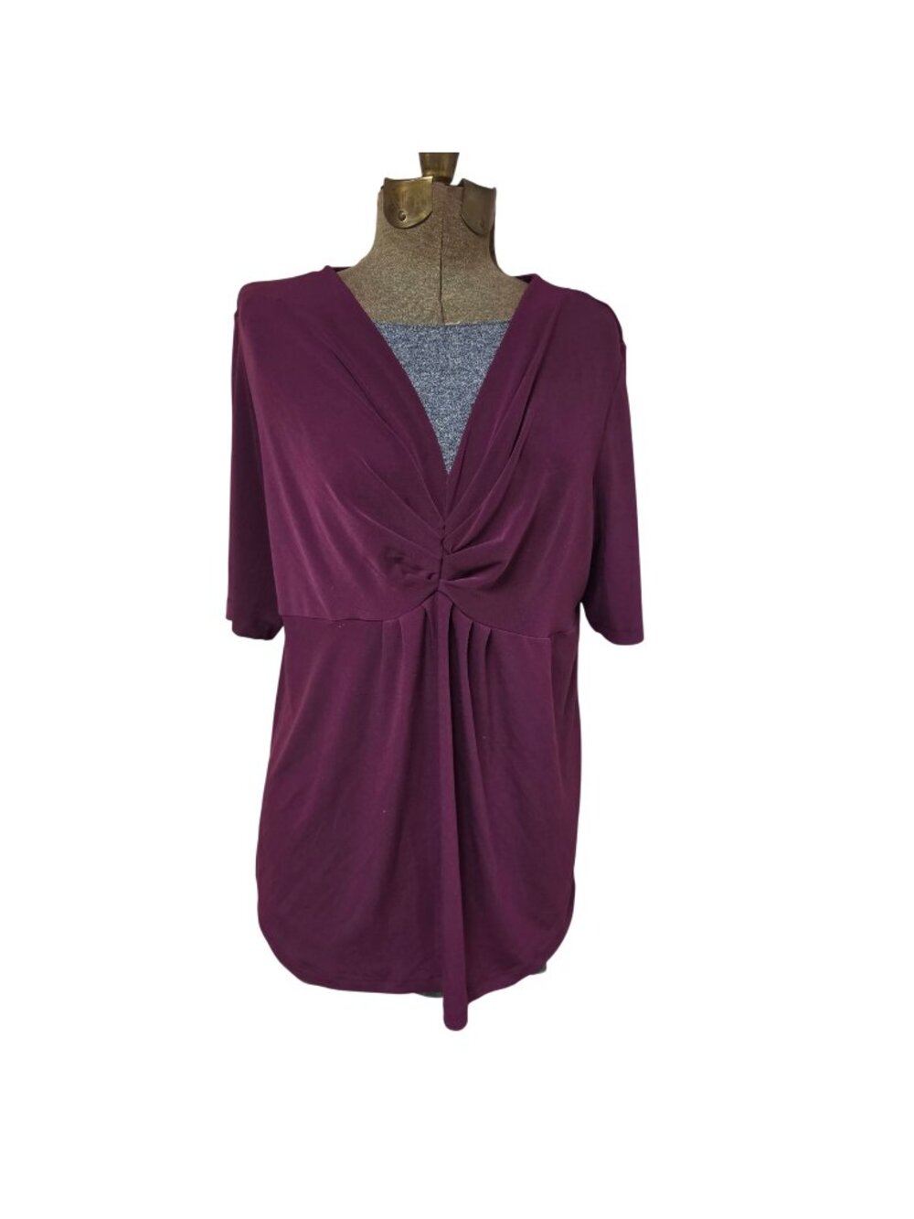 Daisy Fuentes Top Womens Size L Burgandy Twist Knot Front V Neck Short Sleeve